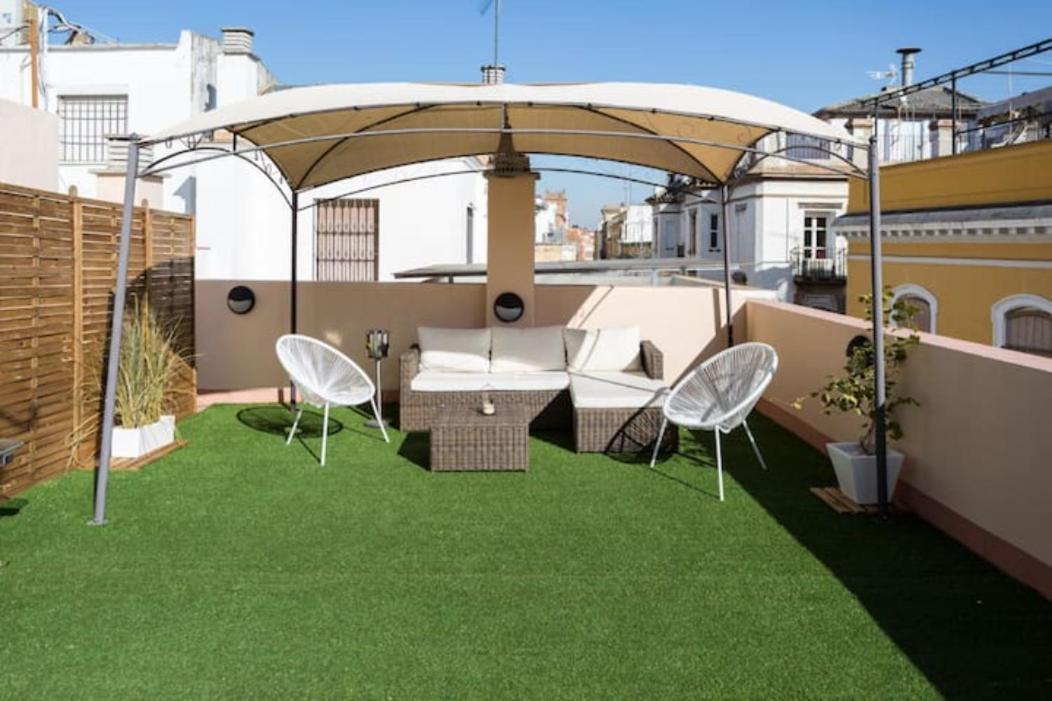 דירות סביליה Esse Atico. Precioso Atico Con Terraza En Pleno Centro מראה חיצוני תמונה